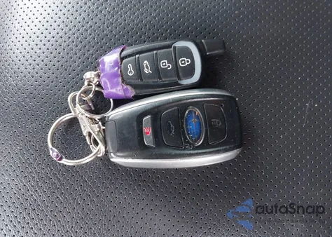 2017 Subaru Outback 2.5I Limited z USA, uszkodzony, nr VIN 4S4BSANC6H3425272